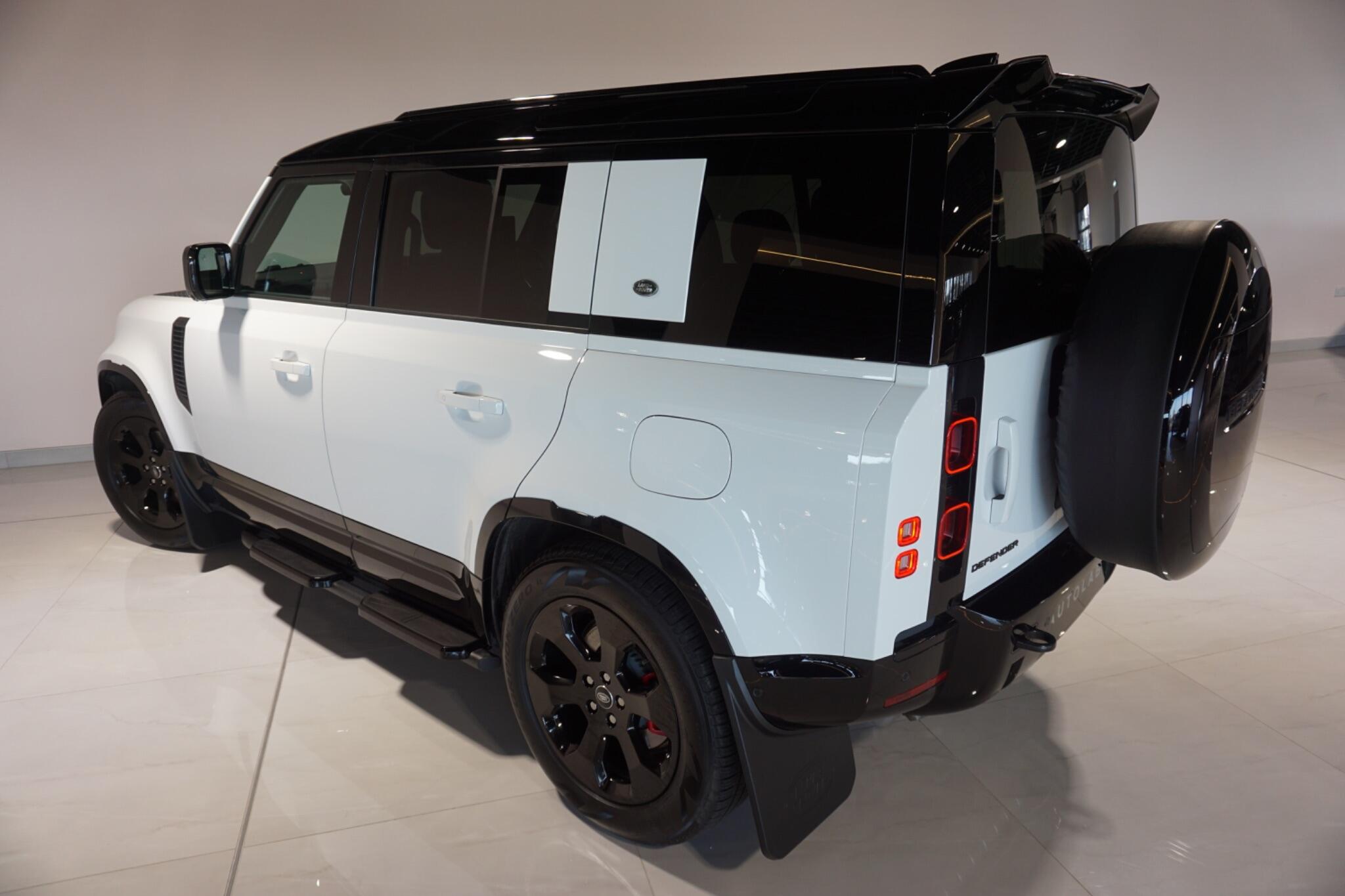 Land Rover Defender 110 2.0 P400e 15.4kWh X-Dynamic HSE SUV 5dr Petrol Plug-in Hybrid Auto 4WD Euro 6 (s/s) (404 ps)